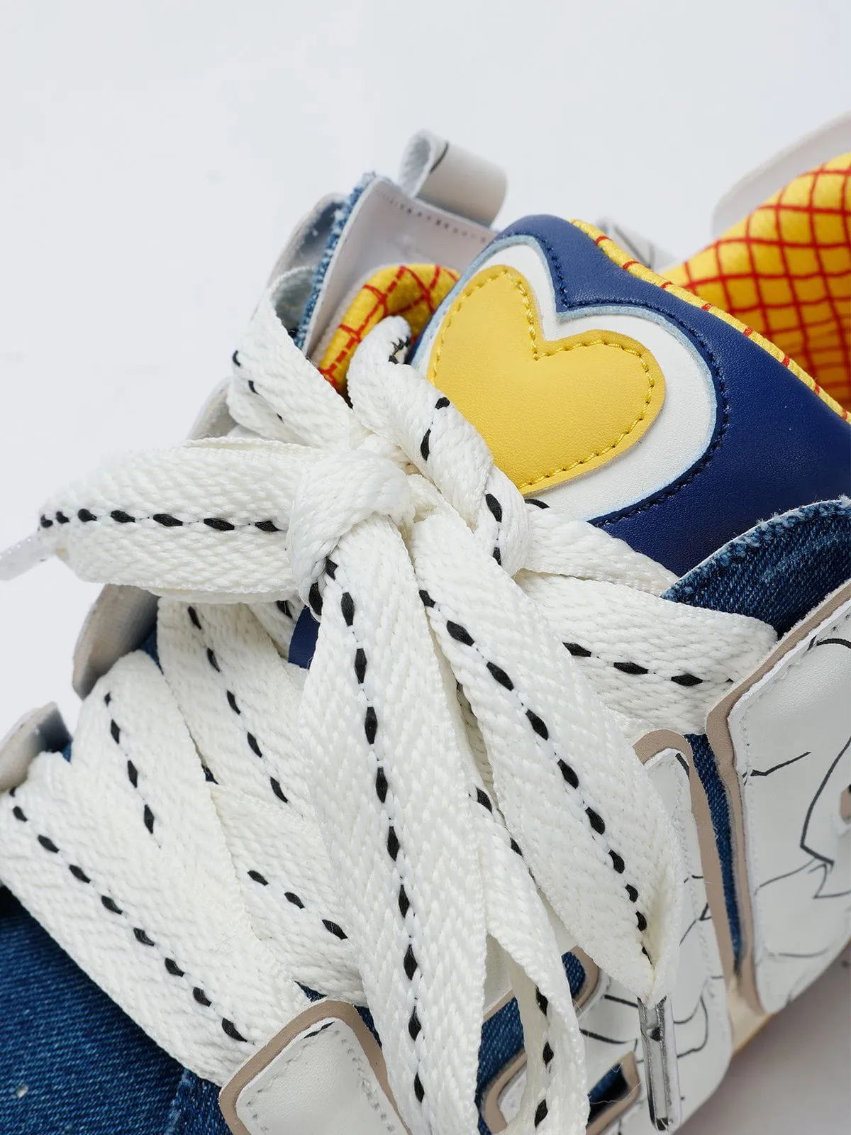 StarryClimb Applique Embroidery Big Letter Skate Shoes